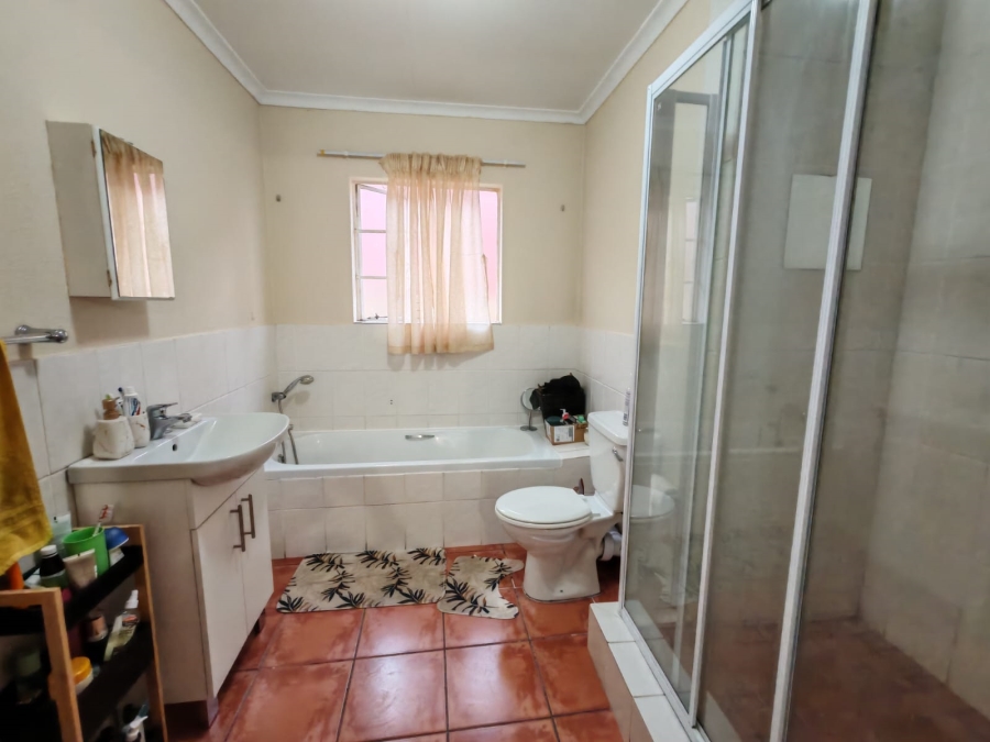 3 Bedroom Property for Sale in Sasolburg Ext 11 Free State